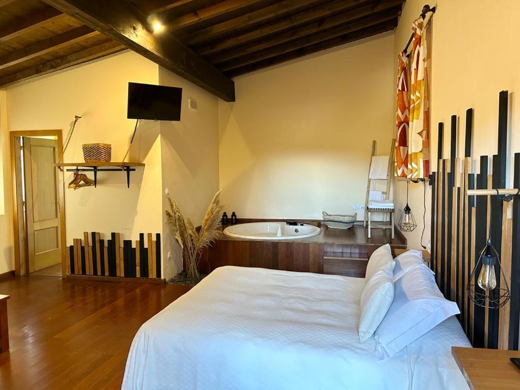 Aldea Couso Rural Hotel Sarreaus Exterior photo